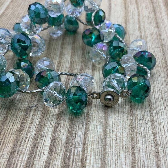 Teng Yue Mutli Strand Green & White Bracelet - Picture 2 of 5